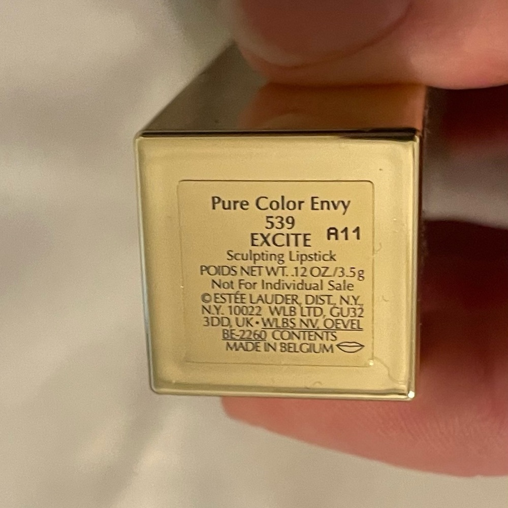 Set of 4 Estée Lauder lipstick/gloss - Picture 6 of 8